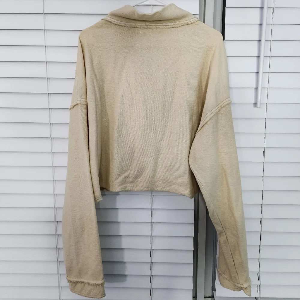 Free People lightweight cropped